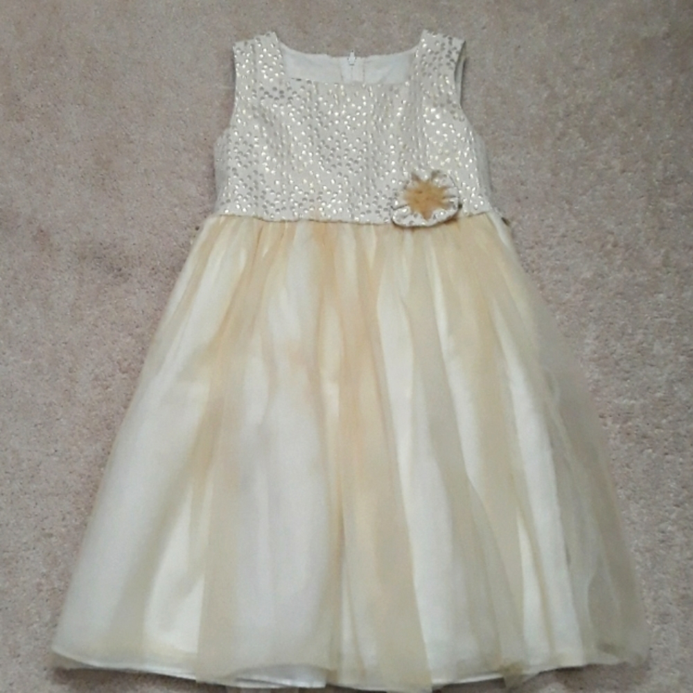 Que Hermosa Kid's Dress Size 6